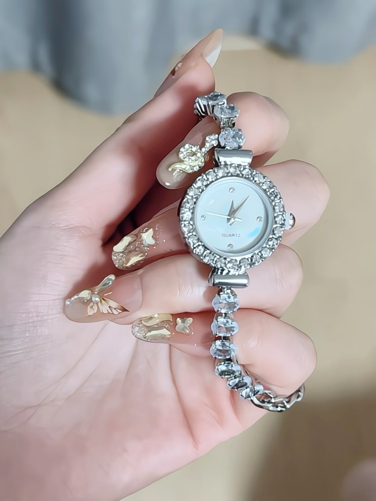 埃弗顿ChristopherWard手表(埃塞克斯大学官网)