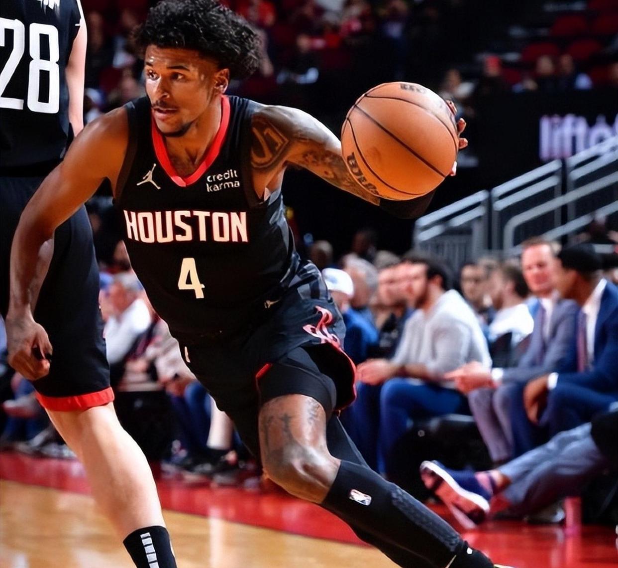 火箭队新秀表现(火箭队新秀表现好的球员)