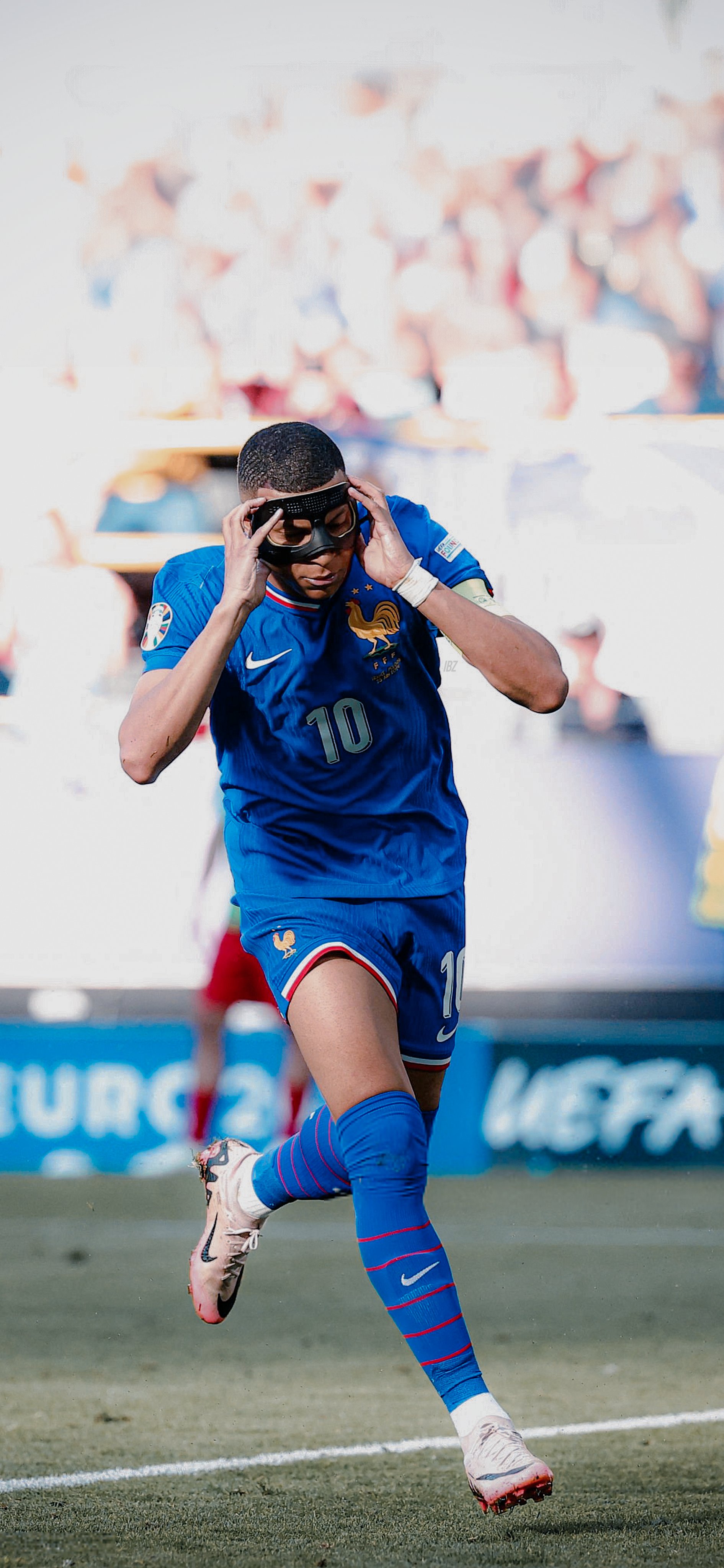 包含姆巴佩受什么伤了的词条 包含姆巴佩受什么伤了的词条