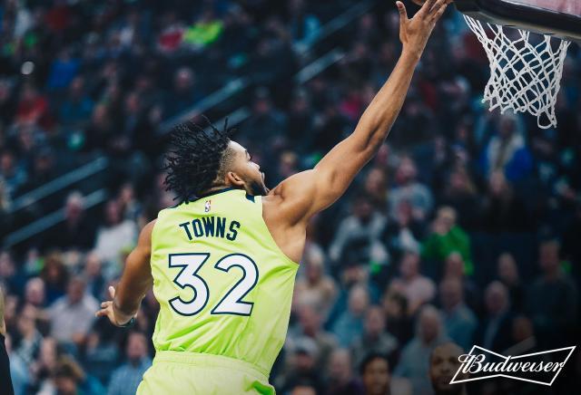 狼队主场球票(狼队主场球票价格)